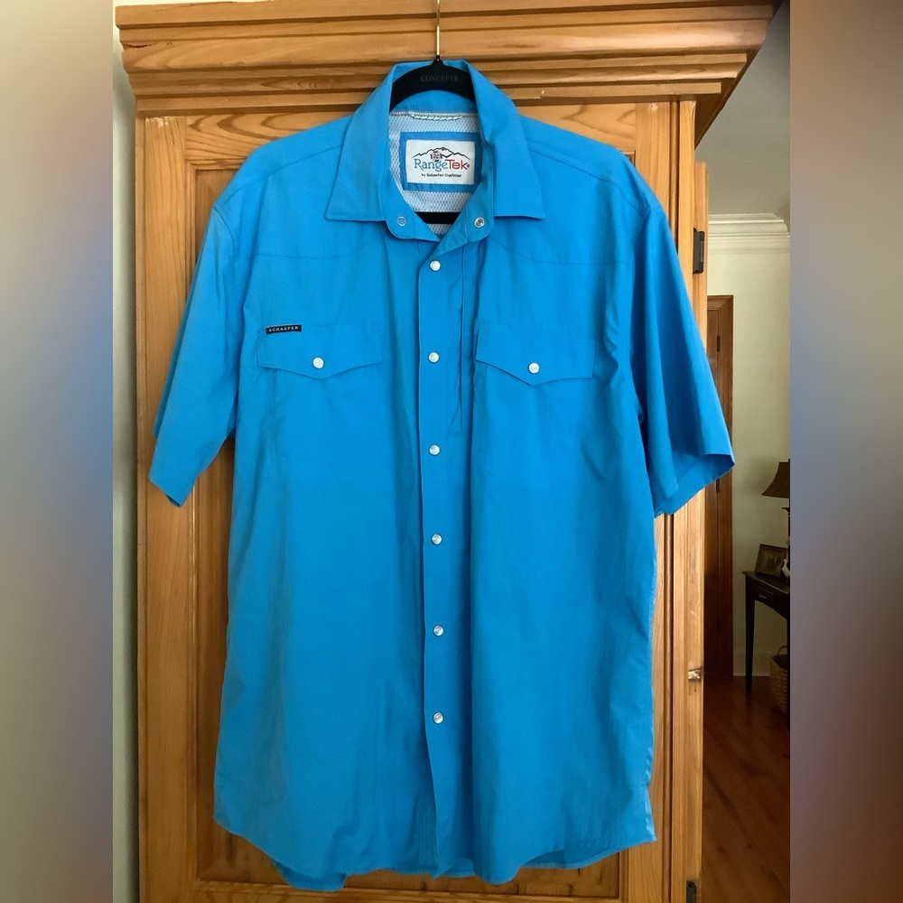 Men's Short-Sleeve Snap Front Shirt in Bright Turquoise